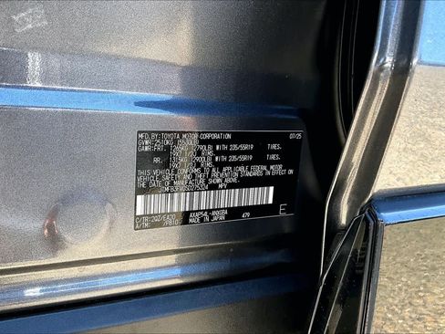 Certified 2025 Toyota RAV4 XSE AWD/4WD image 36