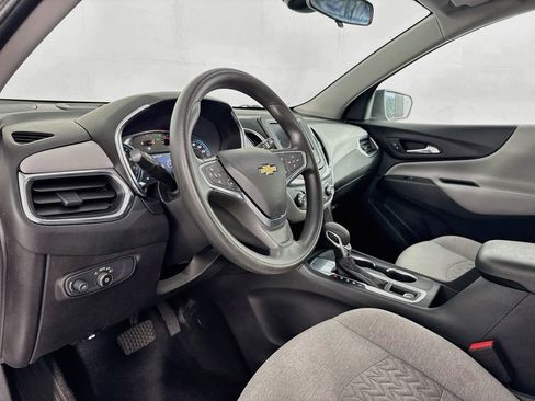 Used 2022 Chevrolet Equinox LS w/ LS Convenience Package FWD image 14