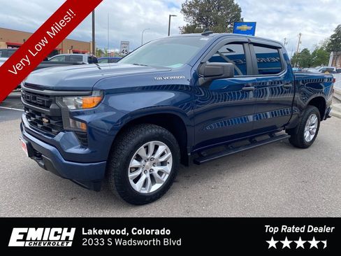 Used 2022 Chevrolet Silverado 1500 Custom AWD/4WD image 1