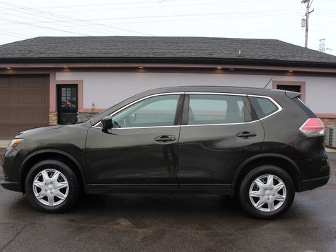 Used 2016 Nissan Rogue S image 10