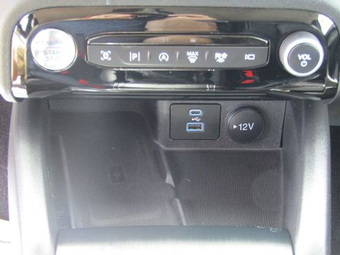 Used 2023 Ford Escape Platinum AWD/4WD image 25
