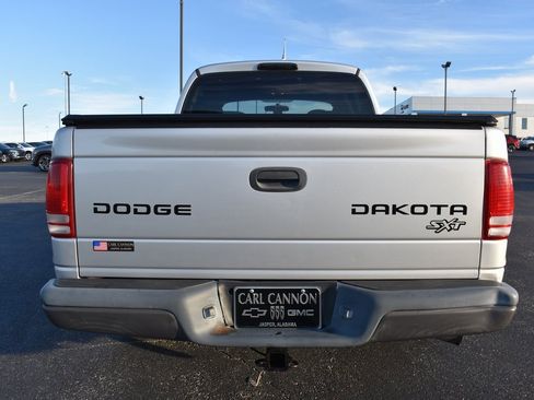 Used 2004 Dodge Dakota Sport w/ Deluxe Convenience Group image 5