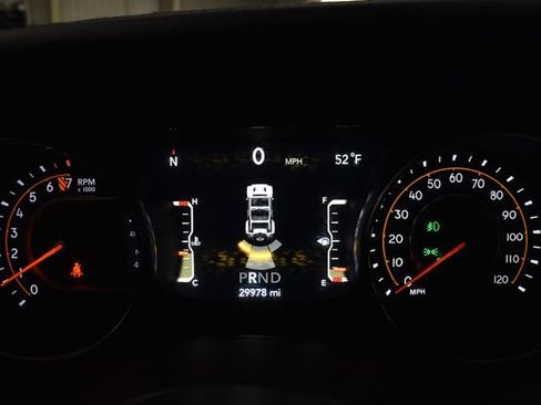 Used 2022 Jeep Wrangler Unlimited Sahara image 17