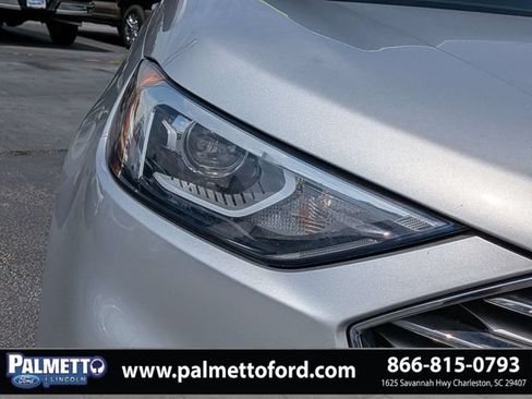 Used 2019 Ford Edge SEL FWD image 10