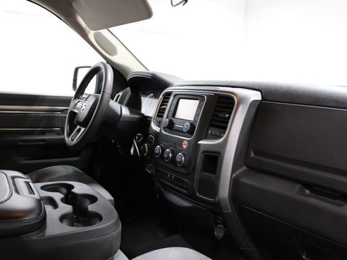 Used 2024 RAM 1500 Classic SLT image 31