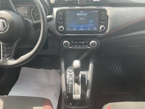 Used 2025 Nissan Versa SR w/ Trunk Package FWD image 21