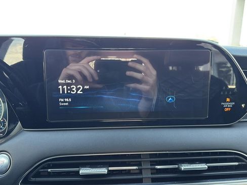 Used 2022 Hyundai Palisade Calligraphy w/ Winter Package image 18
