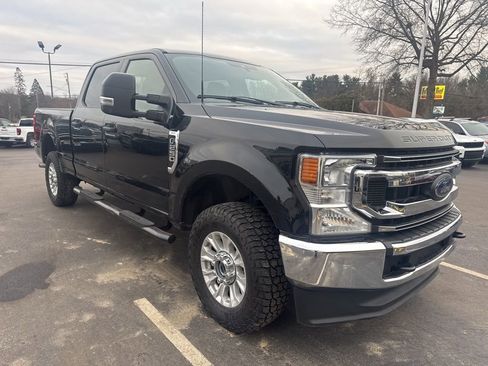 Used 2022 Ford F250 XLT image 2