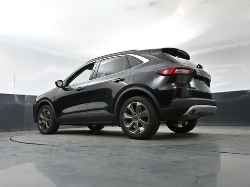 Used 2024 Ford Escape Platinum AWD/4WD image 21