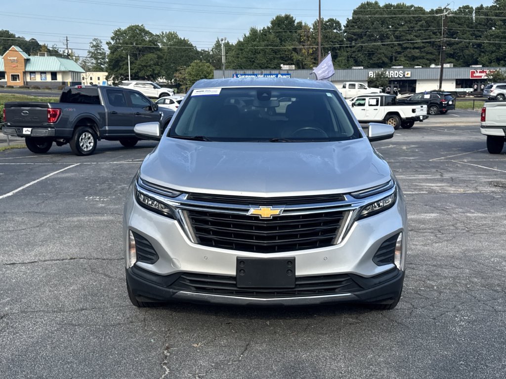Used 2022 Chevrolet Equinox LT AWD/4WD image 2