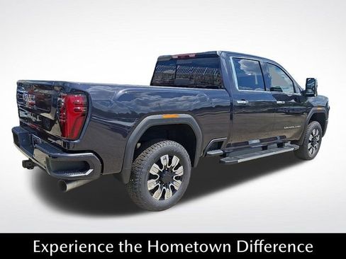 New 2025 GMC Sierra 2500 Denali w/ Denali Reserve Package image 4
