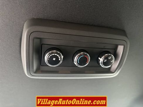 Used 2016 Dodge Grand Caravan SE FWD image 25