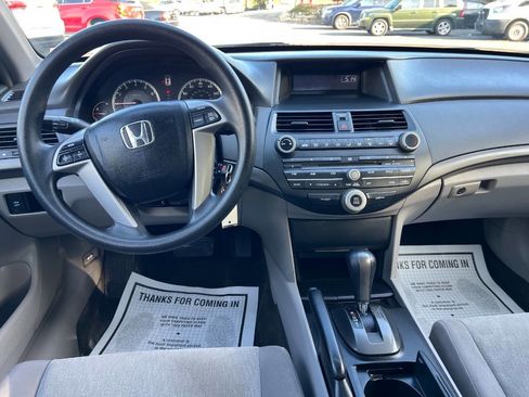 Used 2009 Honda Accord LX image 21