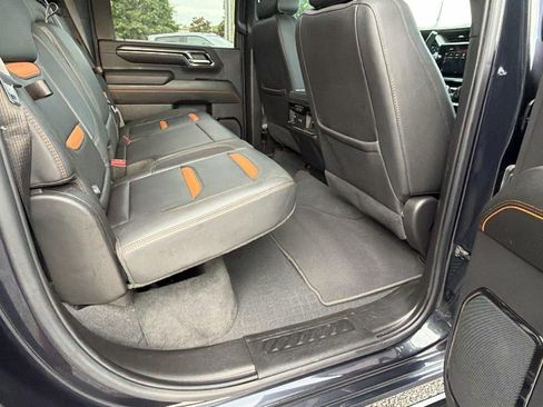 Used 2024 GMC Sierra 2500 AT4 w/ AT4 Premium Plus Package AWD/4WD image 22