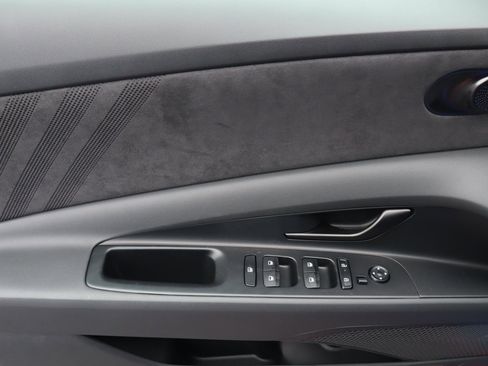 New 2025 Hyundai Elantra N image 22