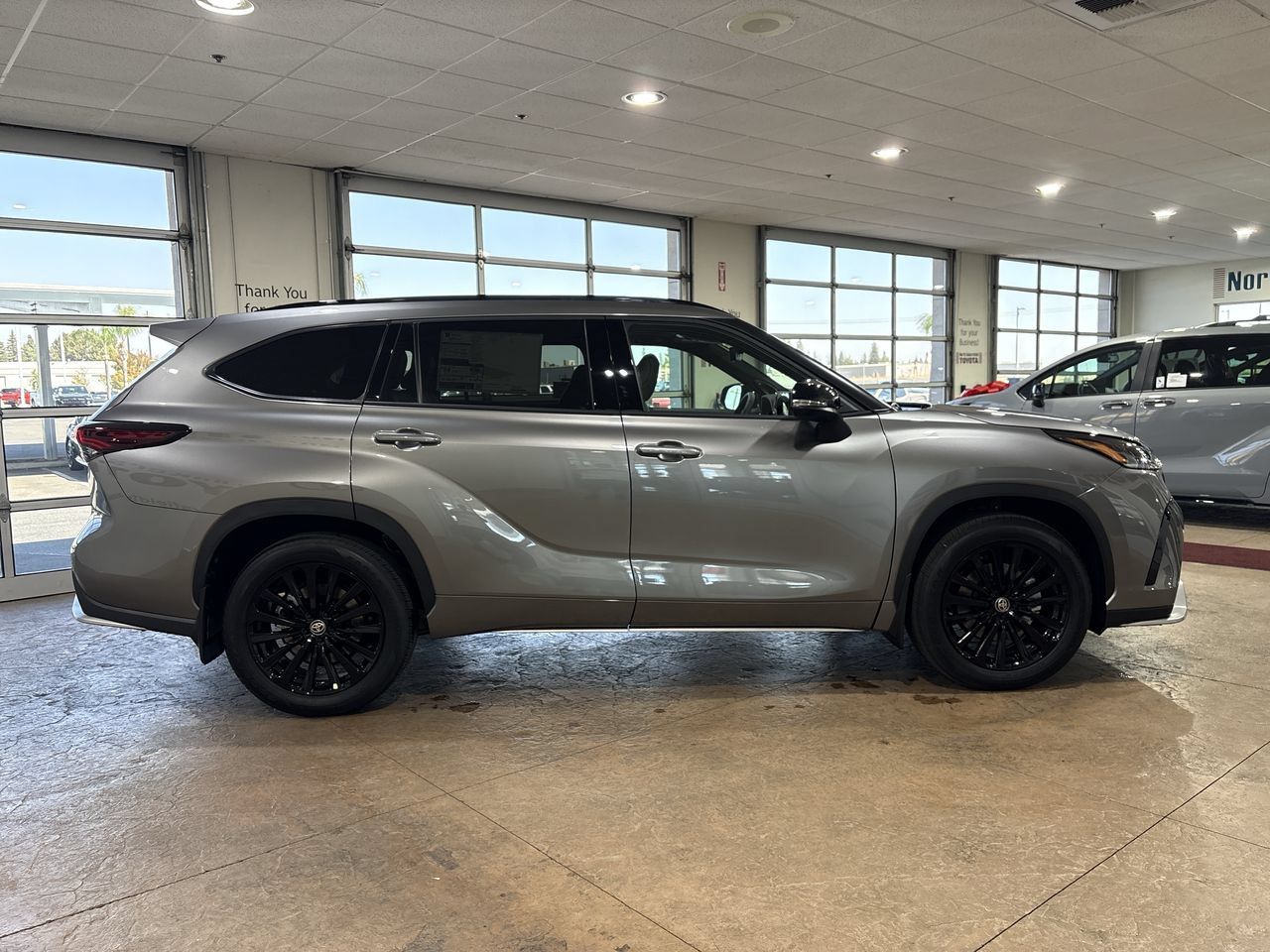 New 2026 Toyota Highlander XSE AWD/4WD image 3