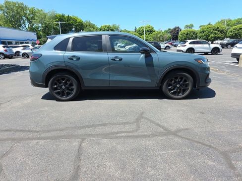 Used 2024 Honda HR-V Sport image 8
