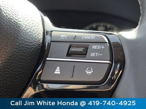 Used 2024 Honda Civic EX-L image 29
