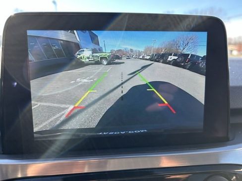 Used 2022 Ford Escape Titanium w/ Class II Trailer Tow Package image 28