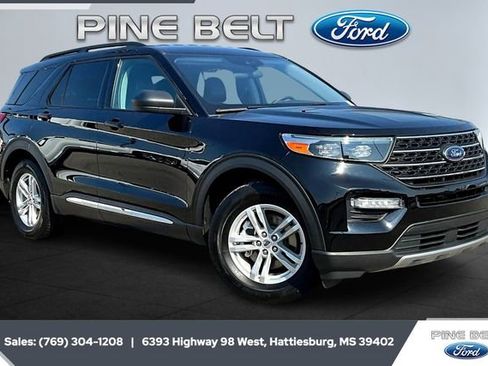Certified 2024 Ford Explorer XLT w/ Equipment Group 202A image 1
