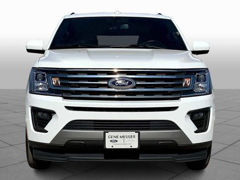 Used 2021 Ford Expedition XLT image 3