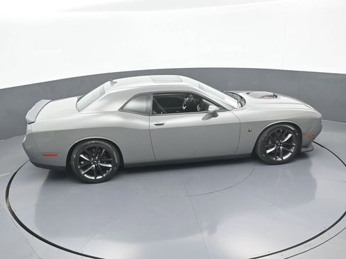 Used 2019 Dodge Challenger R/T Scat Pack w/ Shaker Package image 45