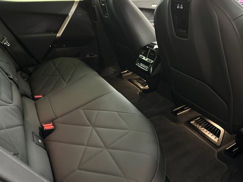 Used 2023 BMW iX xDrive50 w/ Sport Package image 29