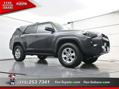 Used 2022 Toyota 4Runner SR5 Premium w/ Moonroof Package AWD/4WD image 23