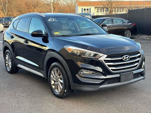 Used 2017 Hyundai Tucson SE image 6