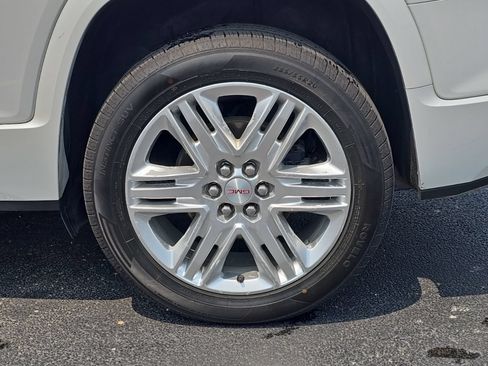 Used 2018 GMC Acadia Denali w/ Technology Package AWD/4WD image 57