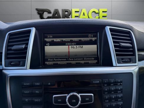 Used 2015 Mercedes-Benz GL 450 4MATIC image 32