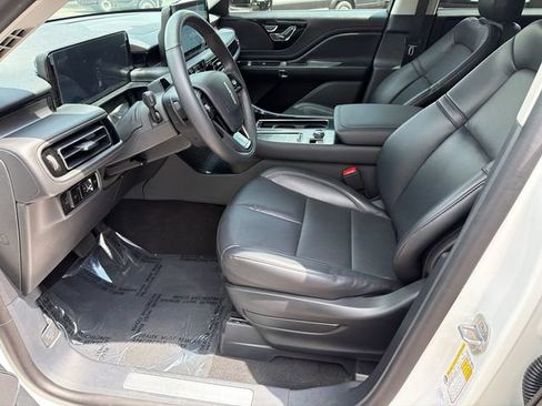New 2026 Lincoln Aviator 2WD image 10