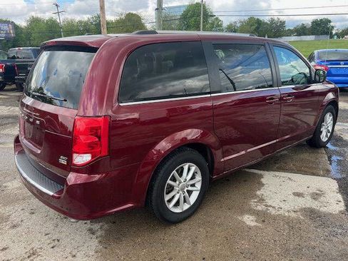 Used 2018 Dodge Grand Caravan SXT FWD image 6