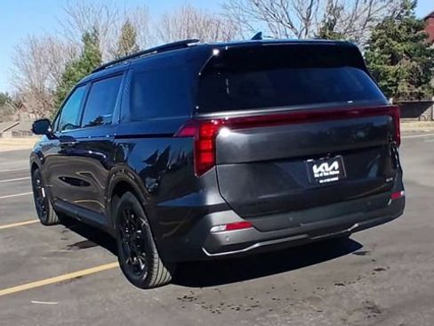 New 2026 Kia Carnival SX w/ SX Dark Edition Package FWD image 9
