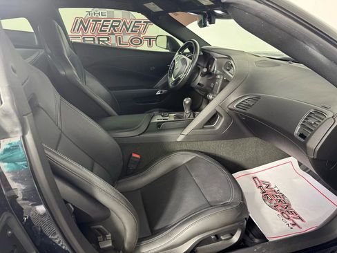 Used 2018 Chevrolet Corvette Stingray Coupe w/ Battery Protection Package image 12