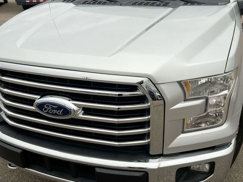 Used 2017 Ford F150 XLT w/ Equipment Group 302A Luxury image 11