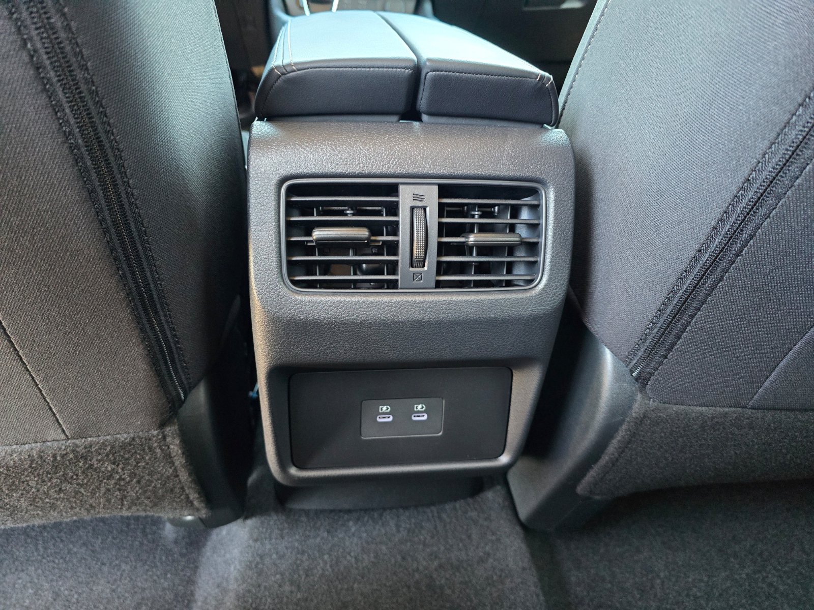 New 2027 Nissan Rogue SV w/ Cold Weather Package FWD image 25