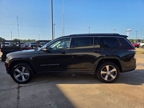 Used 2022 Jeep Grand Cherokee L Limited AWD/4WD image 8