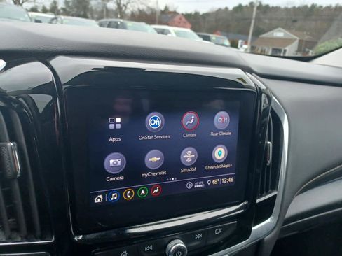 Used 2020 Chevrolet Traverse LT w/ LT Premium Package image 13