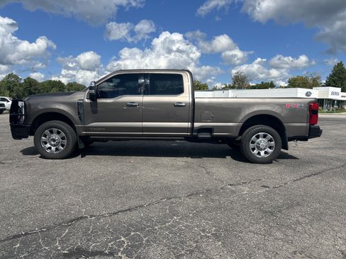 Used 2023 Ford F350 King Ranch w/ Chrome Package AWD/4WD image 7