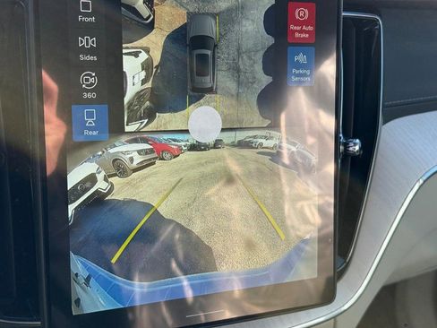 New 2026 Volvo XC60 T8 Ultra w/ Climate Package image 15