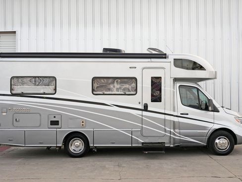 Used 2021 Mercedes-Benz Sprinter 3500 w/ Acoustic Package image 46