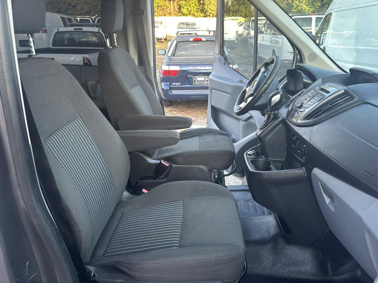 Used 2017 Ford Transit 350 XLT RWD image 17