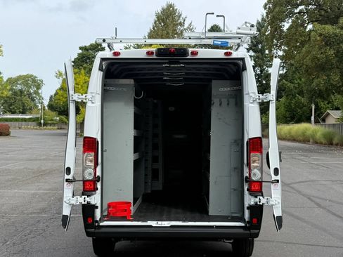 Used 2023 RAM ProMaster 2500 FWD image 22