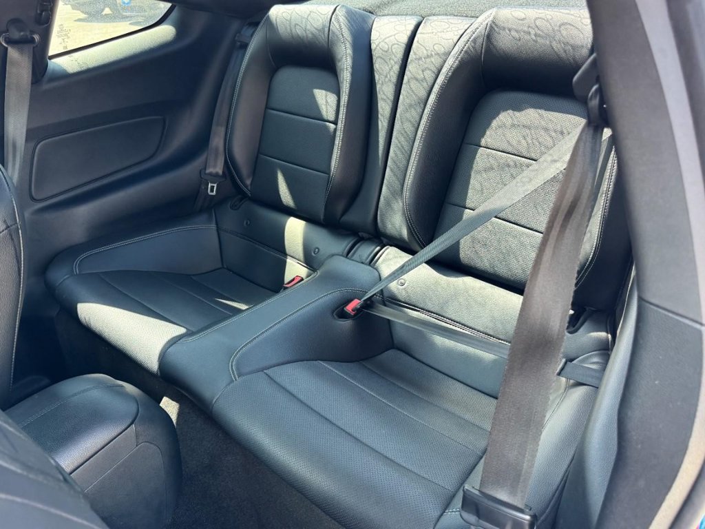 Used 2018 Ford Mustang GT Premium w/ GT Performance Package RWD image 10