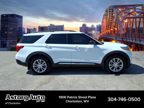 Used 2020 Ford Explorer XLT w/ Equipment Group 202A AWD/4WD image 2