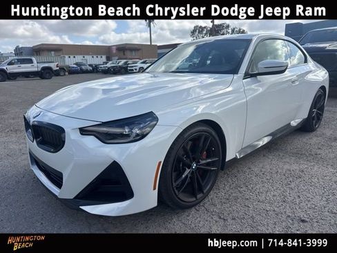 Used 2022 BMW 230i Coupe w/ Premium Package 2 RWD image 1