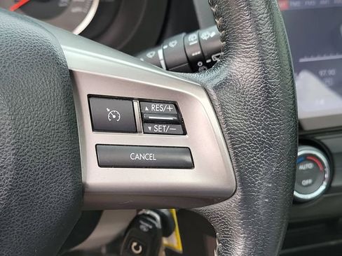 Used 2014 Subaru Forester 2.5i Limited AWD/4WD image 12