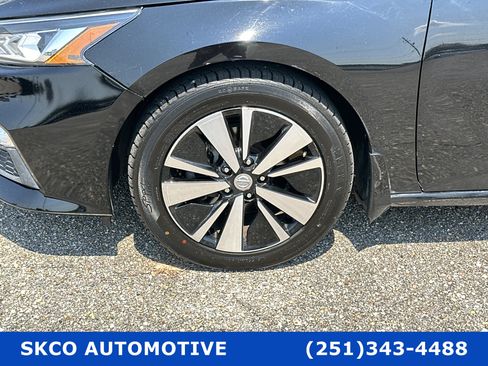 Used 2022 Nissan Altima 2.5 SV image 9