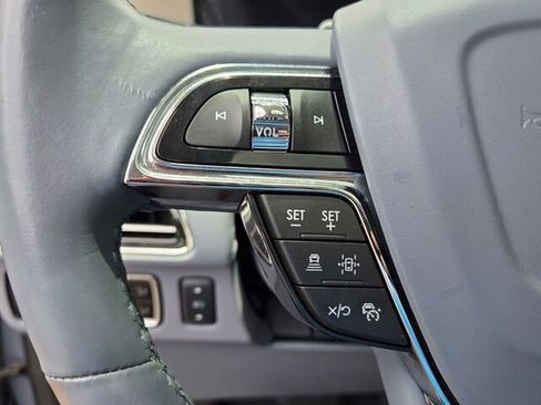 Used 2024 Lincoln Navigator Black Label AWD/4WD image 28